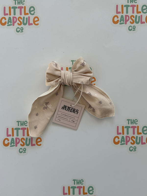 Bencer & Hazelnut Beige Clip-On Hair Bow