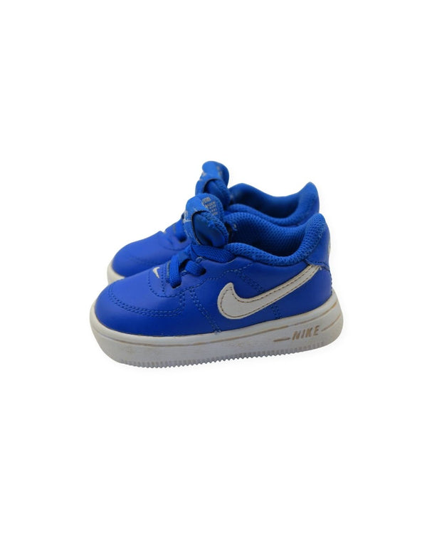 Nike Blue & White Sneaker