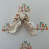Bencer & Hazelnut Beige Clip-On Hair Bow