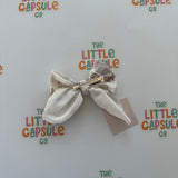 Bencer & Hazelnut Beige Floral Clip-On Hair Bow